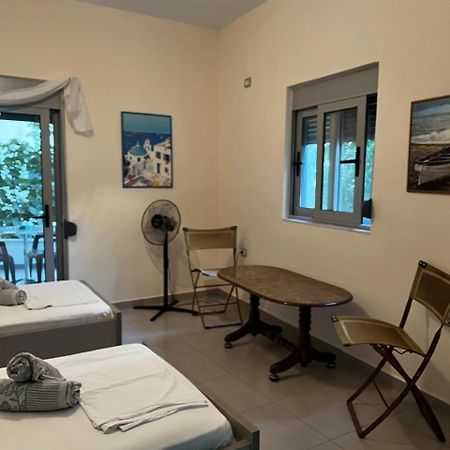 Riviera Rooms Sarandë Eksteriør bilde